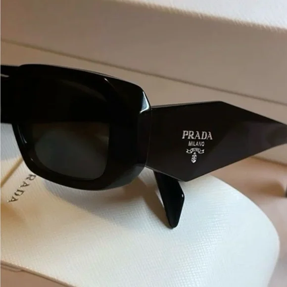 Prada Glossy Black Chunky Temple Square Sunglasses - Picture 2 of 2
